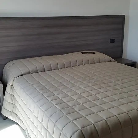 Belsito Hotel 2*