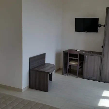 Belsito Hotel 2*